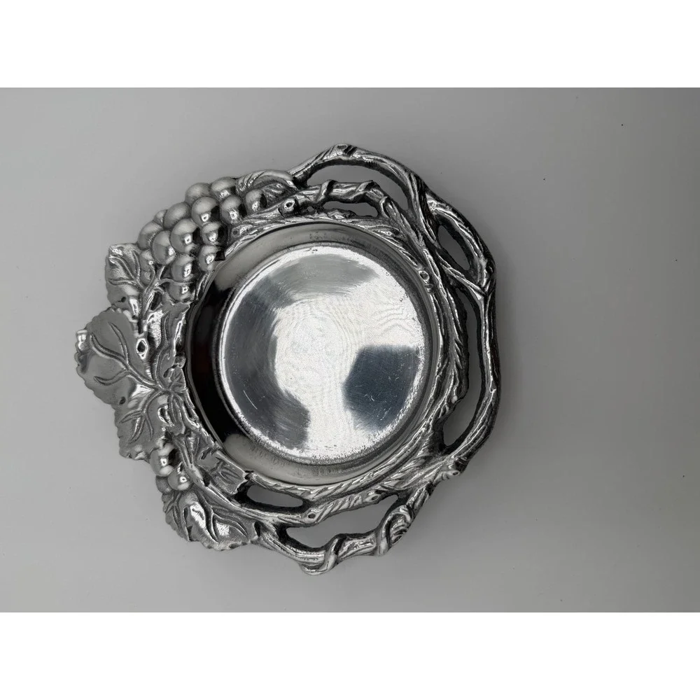 Arthur Court Grape Vine Aluminum Wine Bottle Coaster Silver Tone 1992 Vintage
